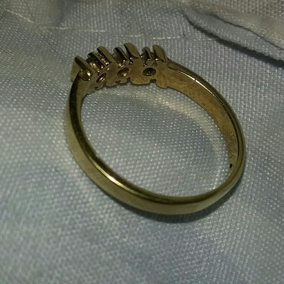 Emerald QVC ring - Picture 3 of 4